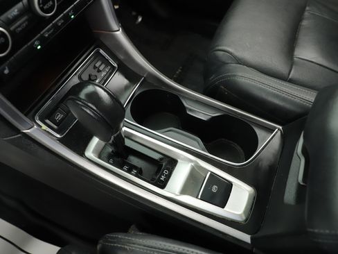 Used 2020 Subaru Ascent Limited w/ Technology Package image 16