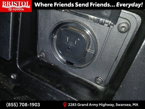 Used 2022 Toyota Tacoma TRD Off-Road image 37