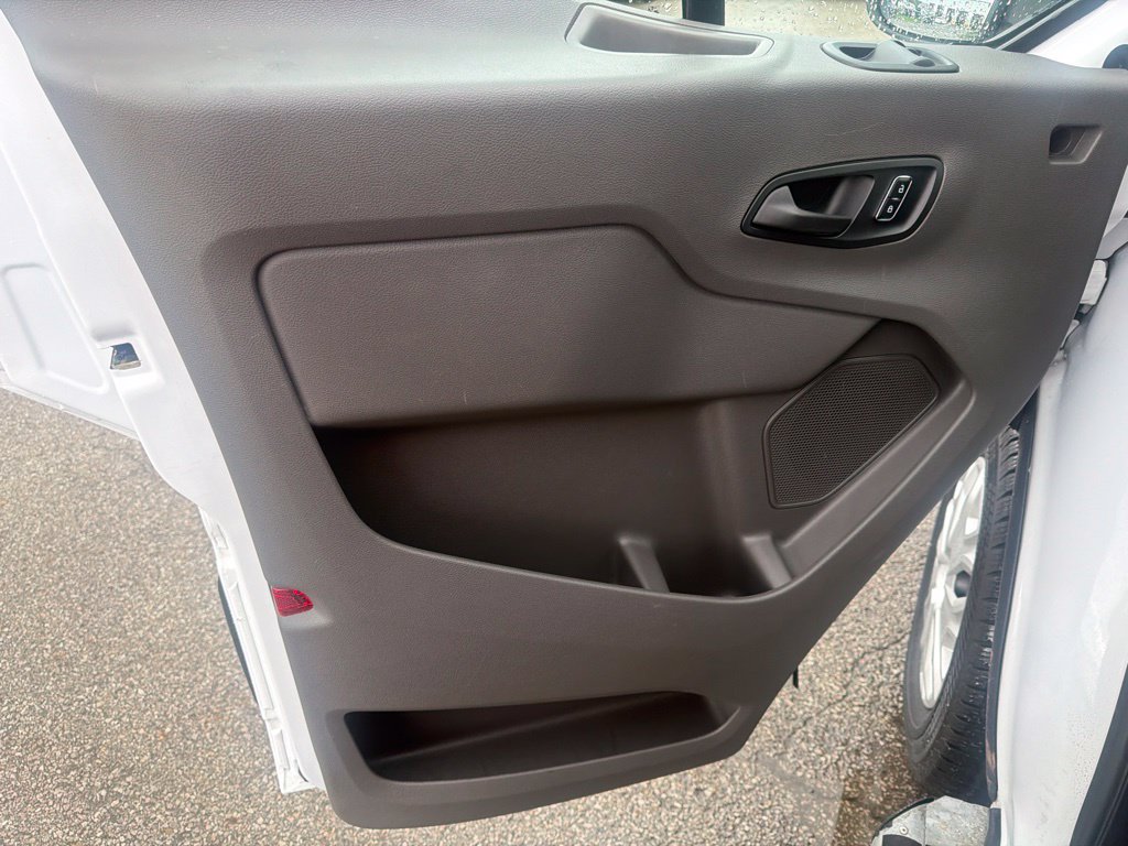Used 2025 Ford Transit 250 Low Roof w/ Exterior Upgrade Package RWD image 17