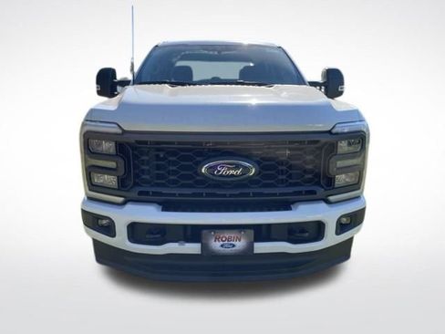 New 2026 Ford F250 XL w/ STX Appearance Package AWD/4WD image 8