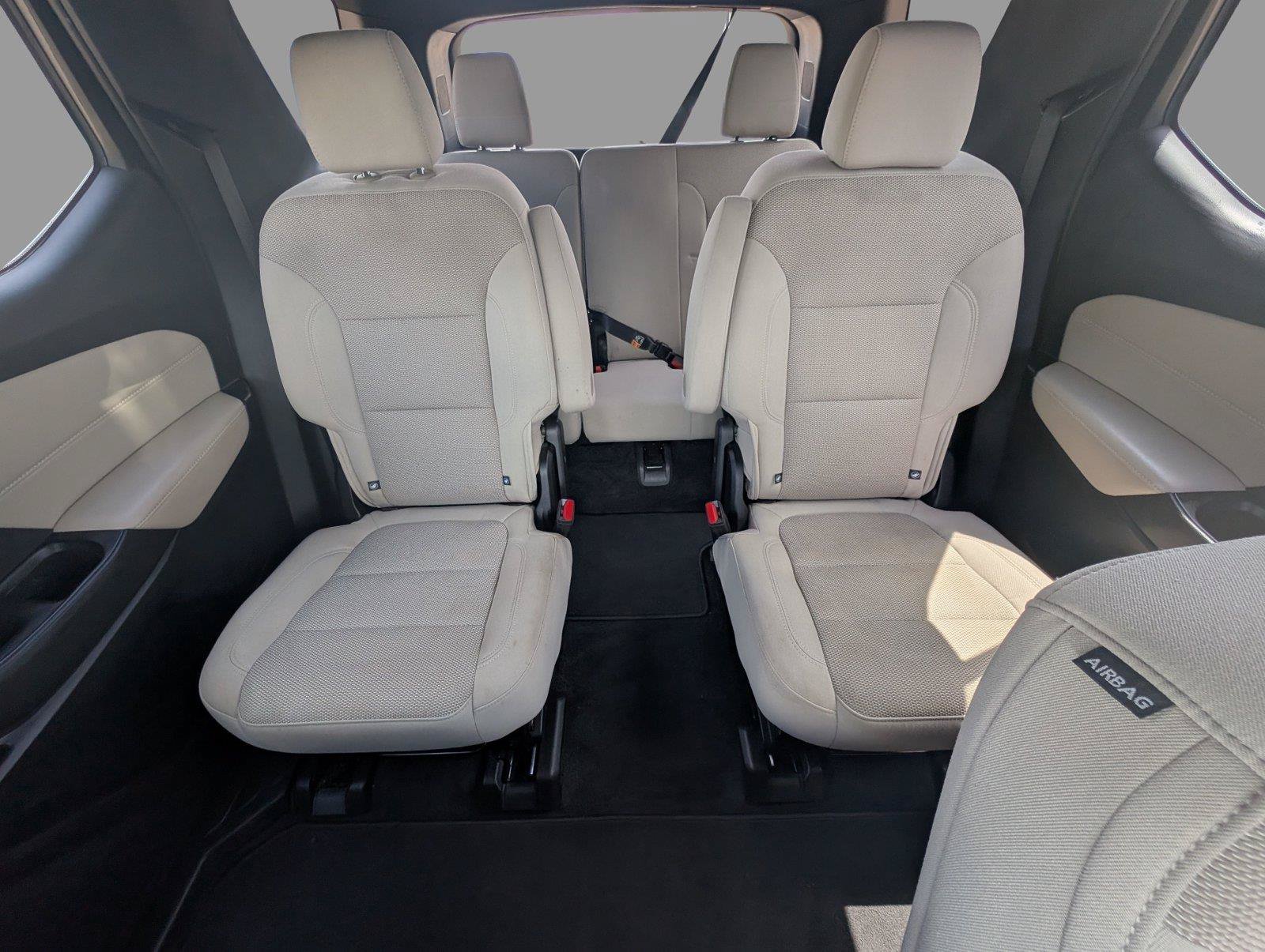 Used 2023 Chevrolet Traverse LT FWD image 37