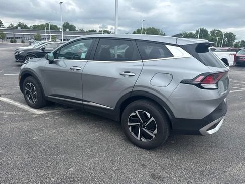 Used 2023 Kia Sportage LX AWD/4WD image 14