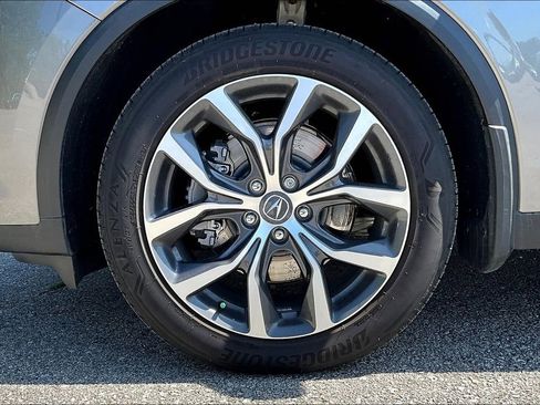 Used 2024 Acura MDX SH-AWD w/ Technology Package image 11