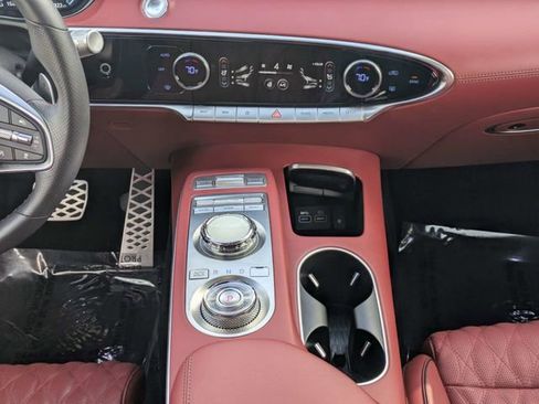 Used 2023 Genesis GV70 3.5T Sport w/ Sport Prestige Package image 20