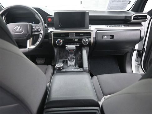 Used 2025 Toyota Tacoma TRD Sport image 24