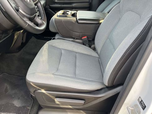 Used 2024 RAM 1500 Big Horn AWD/4WD image 18