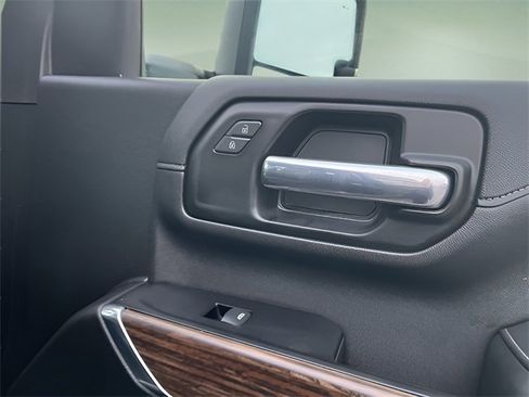 Used 2023 Chevrolet Silverado 3500 High Country w/ Z71 Off-Road Package image 37