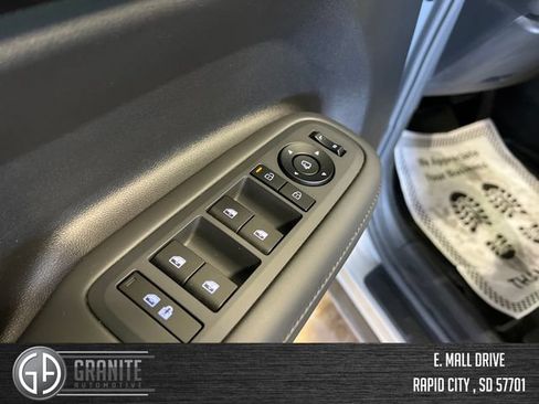 Used 2025 Hyundai Santa Fe Calligraphy AWD/4WD image 19