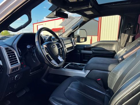 Used 2017 Ford F250 Platinum AWD/4WD image 17