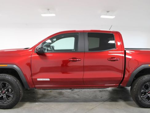 Used 2024 GMC Canyon Elevation w/ Trailering Package RWD image 6