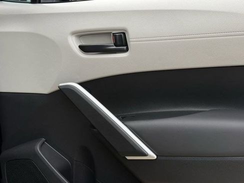 New 2026 Toyota Corolla Cross L FWD image 25