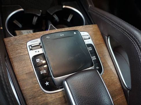 Used 2020 Mercedes-Benz GLE 350 4MATIC image 18