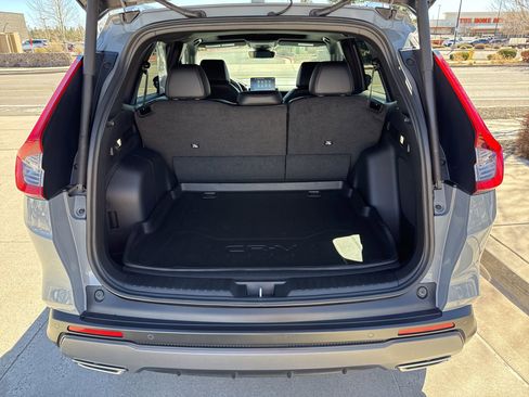 Used 2023 Honda CR-V Sport Touring image 9
