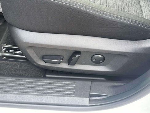 Certified 2023 Nissan Rogue SV image 19