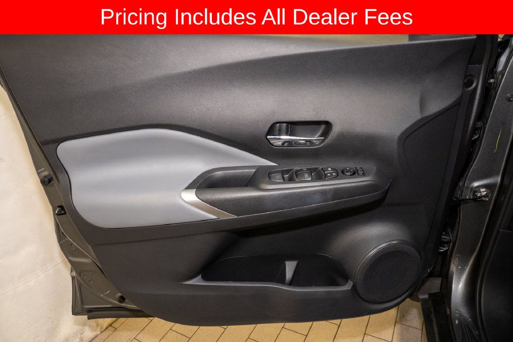 Certified 2024 Nissan Kicks SR w/ SR Premium Package FWD image 11