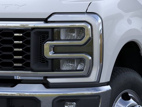 New 2026 Ford F350 Lariat w/ Lariat Ultimate Package AWD/4WD image 20