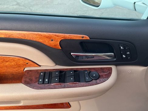 Used 2008 Chevrolet Silverado 3500 LTZ w/ EZ-Lift Tailgate Package image 56