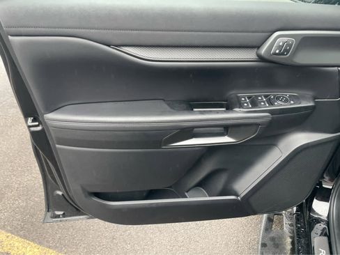 Used 2025 Ford Ranger Raptor image 11