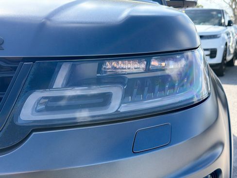 Used 2020 Land Rover Range Rover Sport SVR image 10