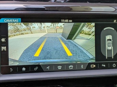 Used 2020 Jaguar F-PACE Premium image 11