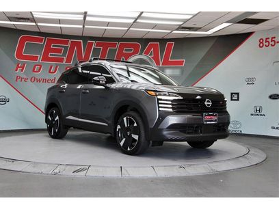 New 2026 Nissan Kicks SR w/ SR Premium Package