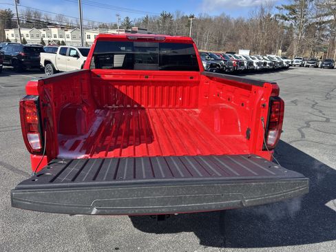 New 2026 GMC Sierra 1500 Elevation image 9