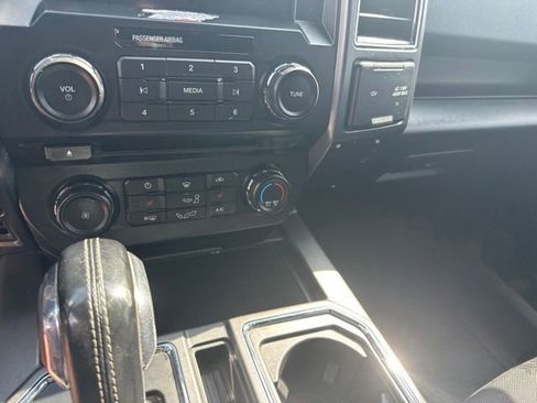 Used 2018 Ford F150 XLT w/ Equipment Group 302A Luxury RWD image 21