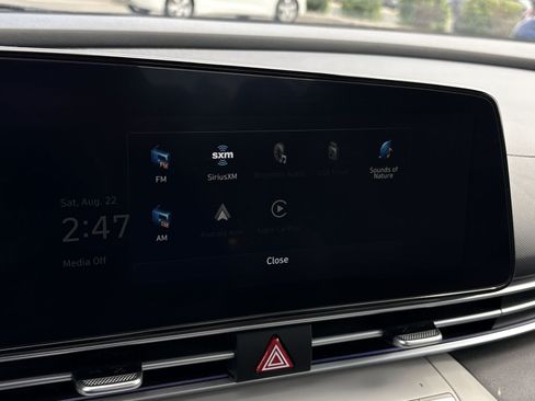 Certified 2024 Hyundai Elantra Limited FWD image 18
