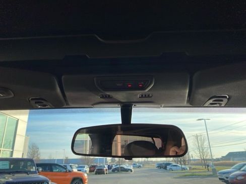 Certified 2022 Jeep Wrangler Rubicon w/ Cold Weather Group image 17