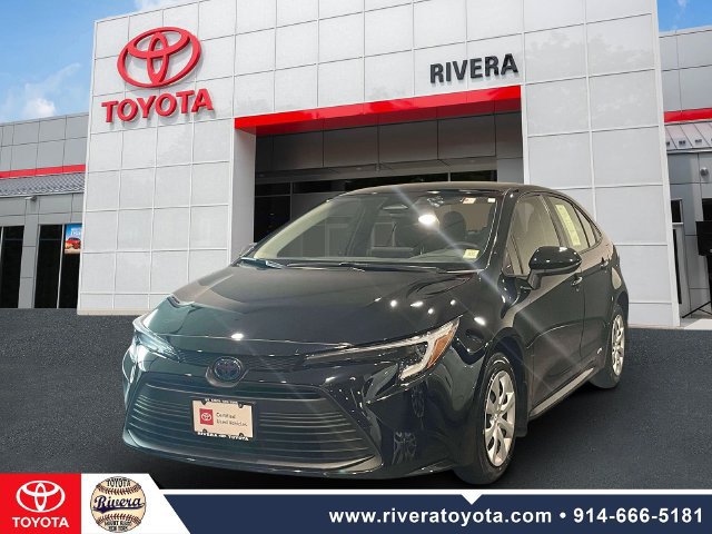 Certified 2024 Toyota Corolla LE AWD/4WD image 4