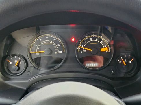 Used 2016 Jeep Patriot Sport image 26