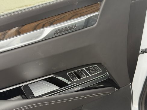 New 2026 Cadillac Escalade Platinum Sport w/ LPO, ONYX Package AWD/4WD image 20