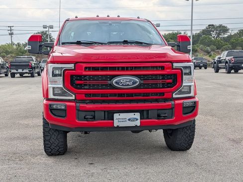 Certified 2022 Ford F250 Lariat w/ Tremor Off-Road Package AWD/4WD image 3