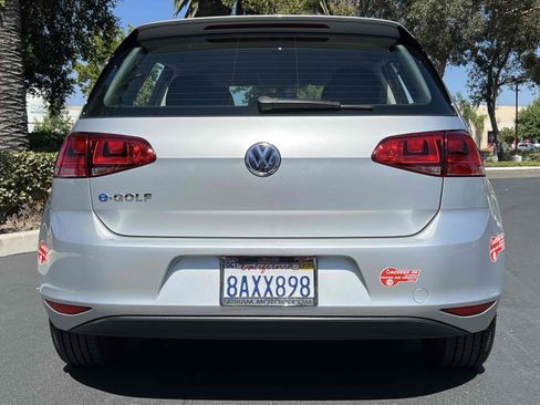 Used 2016 Volkswagen e-Golf SE w/ DC Fast Charging Package image 45