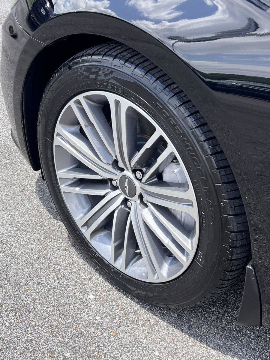 Used 2018 Genesis G80 3.8 RWD image 35
