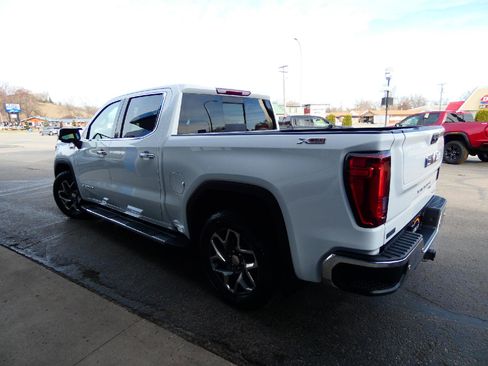 Used 2023 GMC Sierra 1500 SLT w/ SLT Premium Plus Package image 11