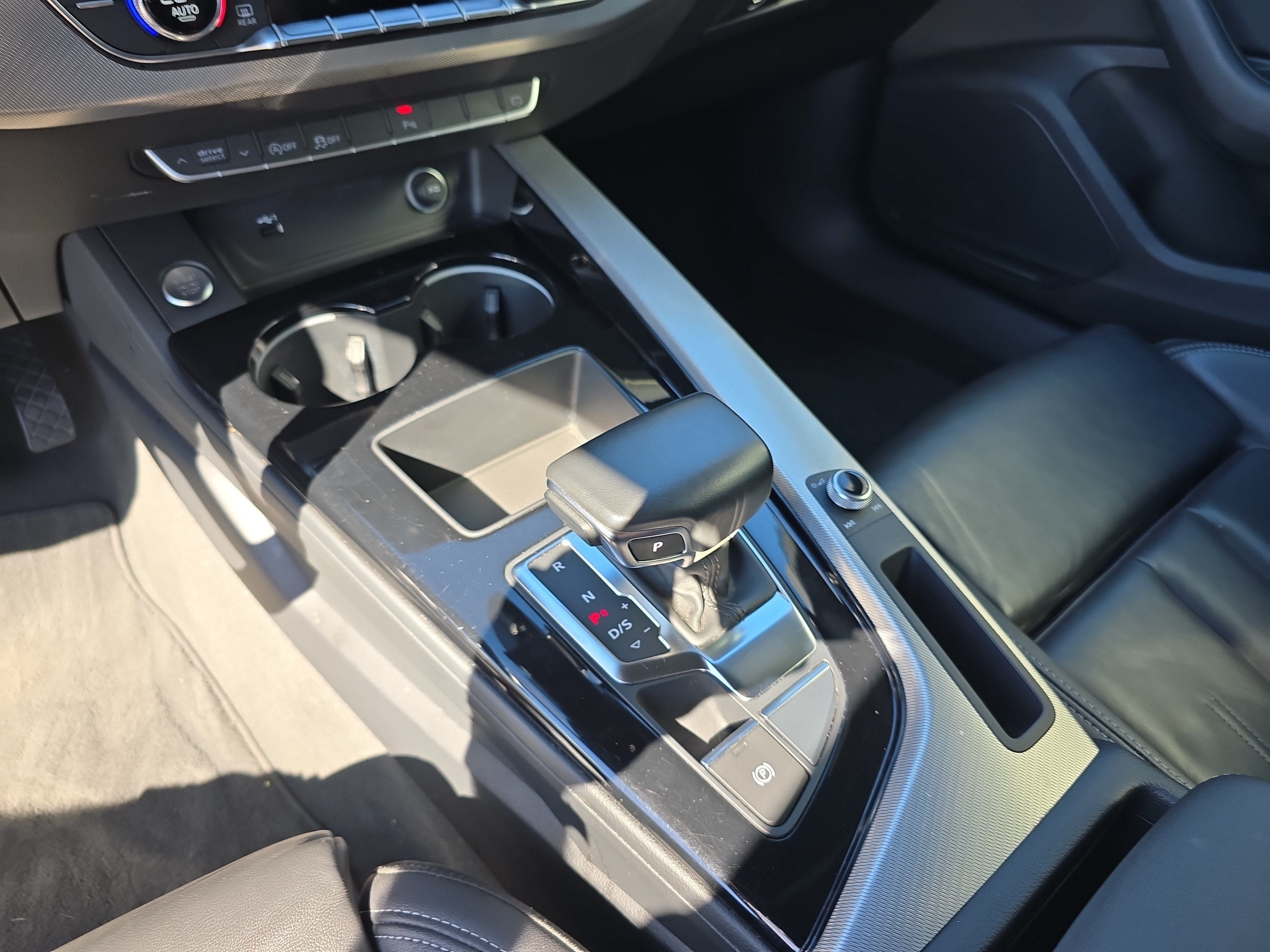 Used 2025 Audi A5 2.0T Premium AWD/4WD image 28