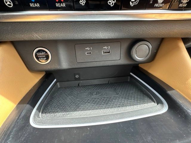 Used 2021 Nissan Rogue Platinum FWD image 21