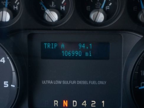 Used 2015 Ford F650 2WD Crew Cab Super Duty image 30