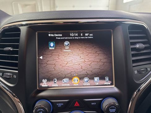 Used 2015 Jeep Grand Cherokee Laredo w/ Quick Order Package 23E AWD/4WD image 21