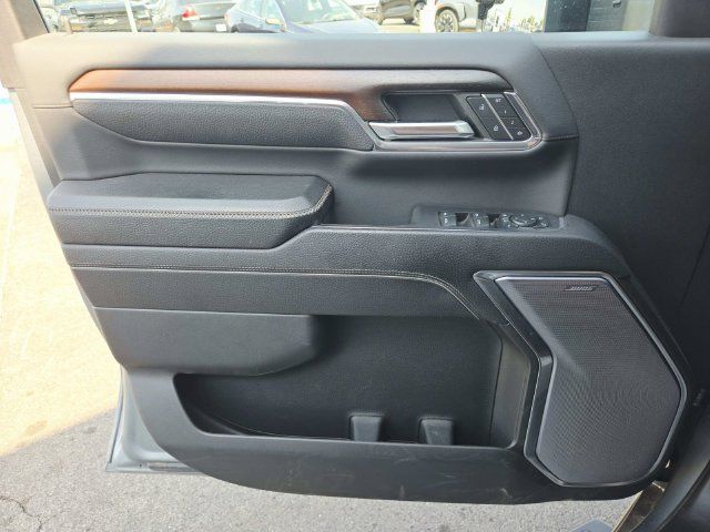 Used 2024 GMC Sierra 2500 Denali w/ Denali Reserve Package AWD/4WD image 36