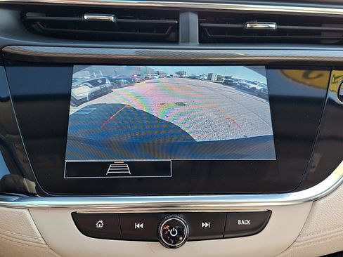 Used 2023 Buick Encore GX Preferred w/ Cold Weather Comfort Package FWD image 17