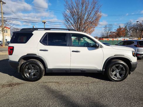 Certified 2026 Honda Passport RTL image 7