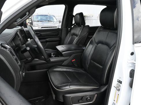 Used 2023 RAM 1500 Limited AWD/4WD image 16