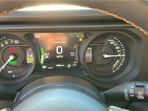 Used 2024 Jeep Wrangler Unlimited w/ Convenience Group image 14