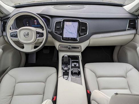 Certified 2024 Volvo XC90 T8 Plus AWD/4WD image 37