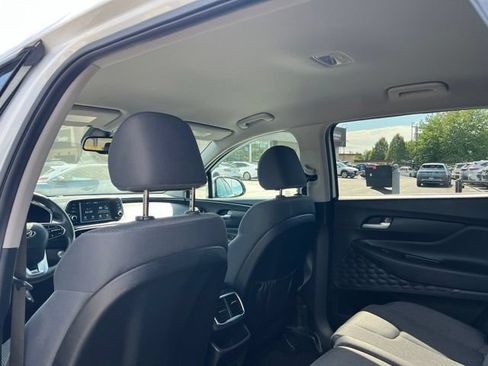 Used 2019 Hyundai Santa Fe SEL FWD image 11
