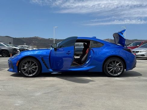 Certified 2025 Subaru BRZ Limited RWD image 27