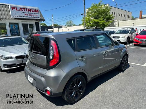 Used 2015 Kia Soul + FWD image 5