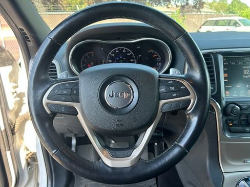 Used 2015 Jeep Grand Cherokee Limited w/ Trailer Tow Group IV AWD/4WD image 19